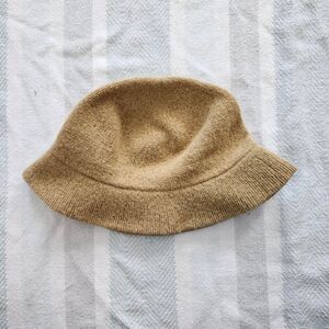 Tan wool bucket hat